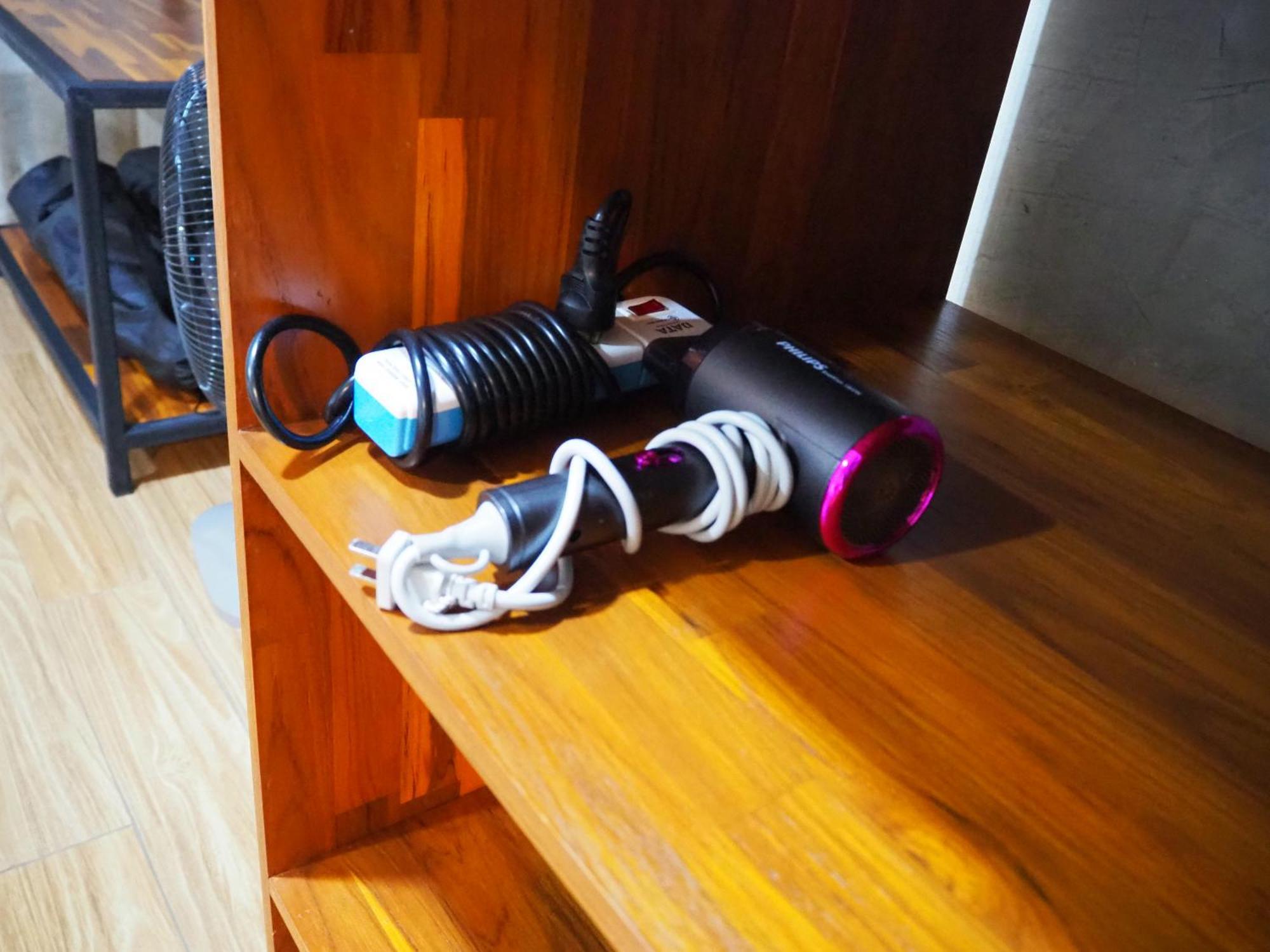Banmai87 Guest House บ้านไม้87 เกสต์เฮ้าส์ プラナコーン・シー・アユタヤ エクステリア 写真