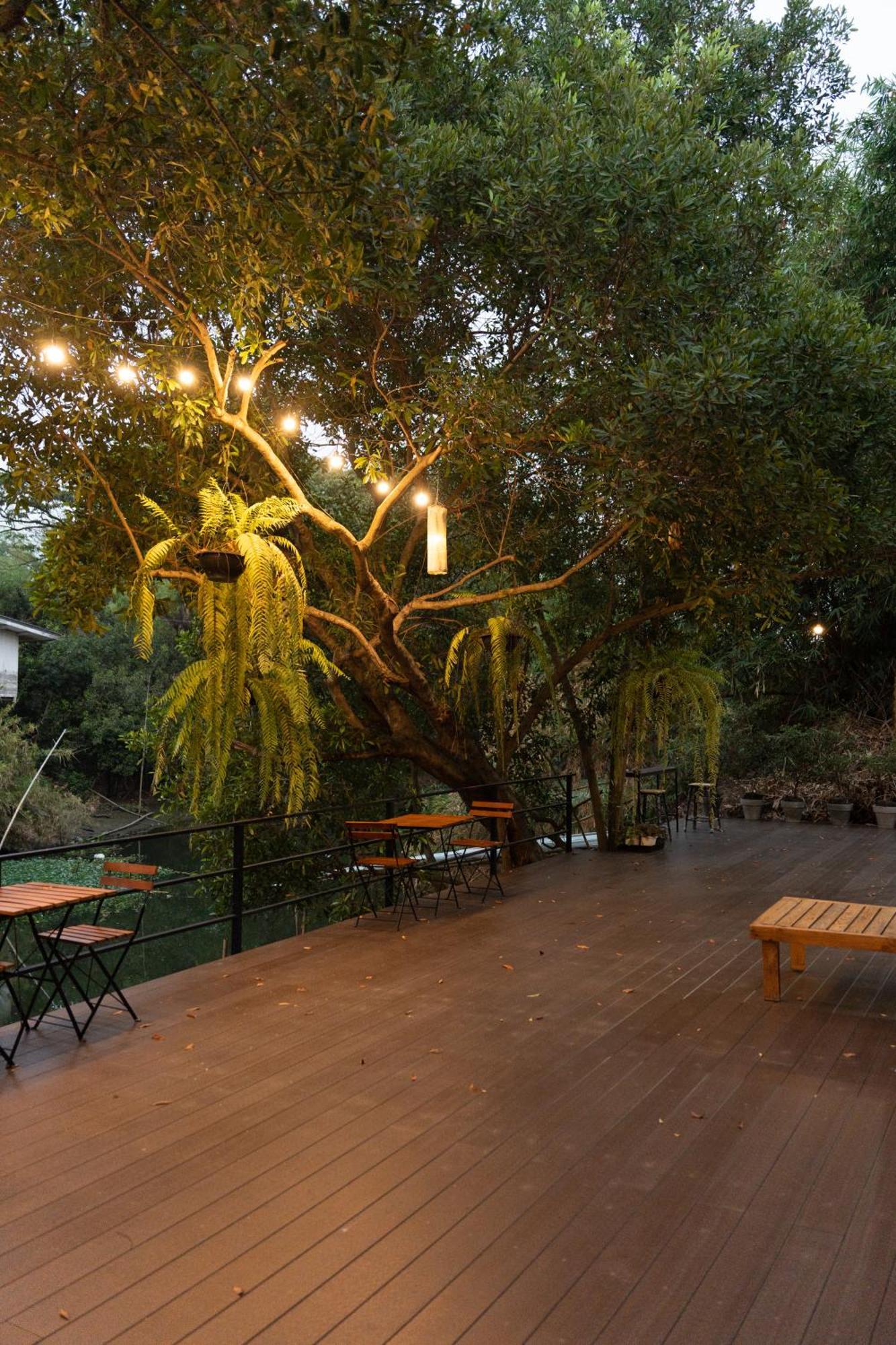 Banmai87 Guest House บ้านไม้87 เกสต์เฮ้าส์ プラナコーン・シー・アユタヤ エクステリア 写真