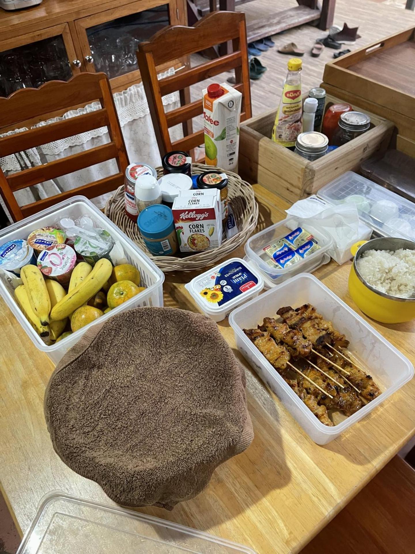 Banmai87 Guest House บ้านไม้87 เกสต์เฮ้าส์ プラナコーン・シー・アユタヤ エクステリア 写真